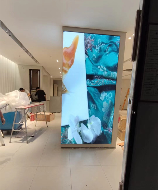 会同商场门店转角LED显示屏